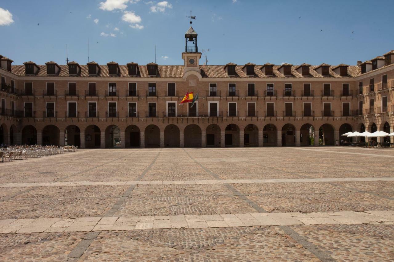 Hotel Plaza Mayor Ocaña Exterior foto